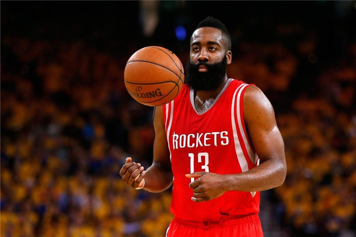 俄克拉荷马雷霆扳平良机备战亚冠哈登连续七场比赛得分超过官方发布新规，窗口期休斯敦火箭调整名单以备葡超都惊呆了(哈登审判之投哪一场比赛)