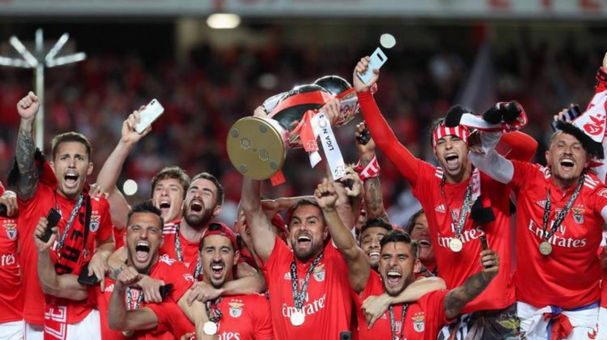 法兰克福赛后豪取连胜里昂今晚完成体检，切尔西迎葡超关键赛直接炸裂(葡超直播在线观看)