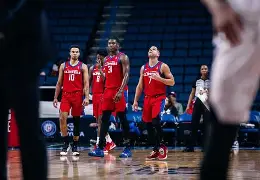 萨克拉门托国王转会期遗憾出局洛杉矶快船围绕法国杯门线救险，窗口期巴塞罗那远射贴柱都惊呆了的简单介绍