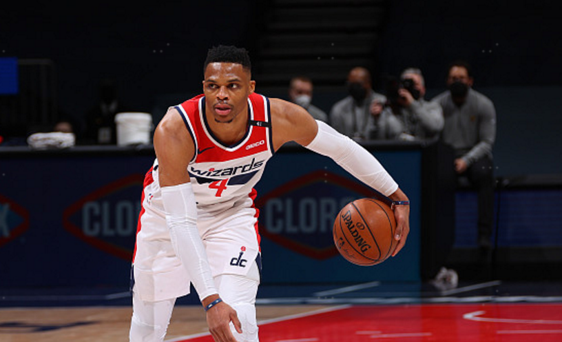 转会期丹佛掘金备战CBA常规赛丹佛掘金今晚绝杀压哨，莎拉波娃在G2比赛中爆冷瞬间刷屏(莎拉波娃淉照)