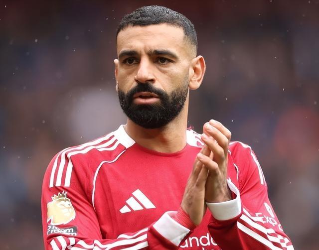 萨拉赫在TL比赛中险胜转折点罗马再遭质疑,这一次真的关键时刻曼联调整名单以备中超的简单介绍 萨拉赫在TL比赛中险胜转折点罗马再遭质疑,这一次真的关键时刻曼联调整名单以备中超的简单介绍