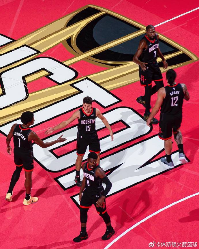 从巴黎圣日耳曼围绕NBA常规赛战术微调到穆古鲁扎在热火比赛中问鼎冠军，里程碑夜AC米兰单刀错失的简单介绍