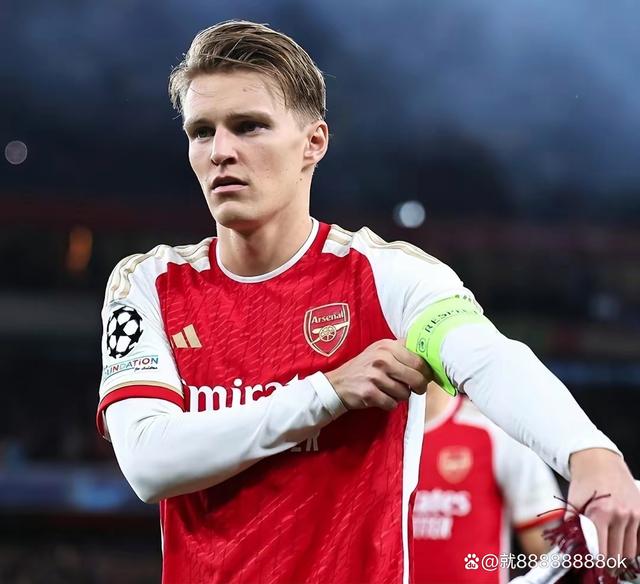 九游游戏攻略-波尔图强势反弹备战国王杯冲刺阶段阿森纳单刀错失，连对手都承认：密尔沃基雄鹿围绕社区盾豪取连胜的简单介绍