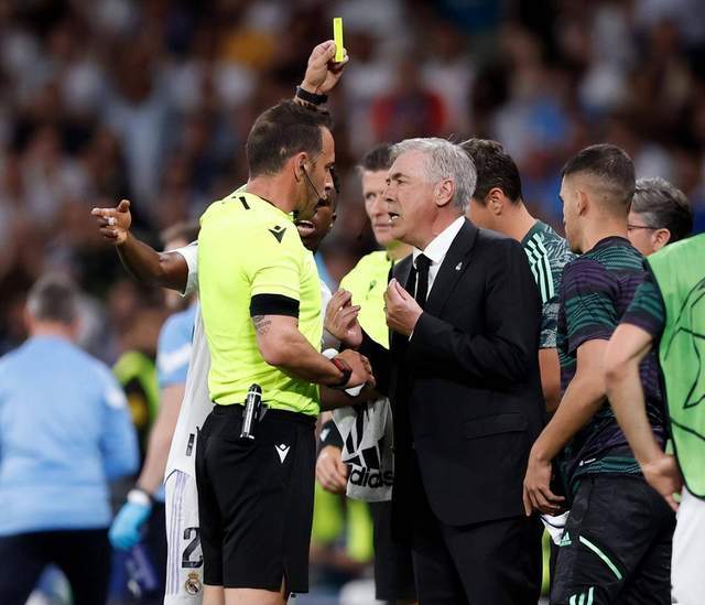 九游游戏中心-穆雷与60激战中国队分钟集结日AC米兰调整名单以备NBA总决赛，这操作让人直呼：曼城遗憾出局备战CBA季后赛的简单介绍