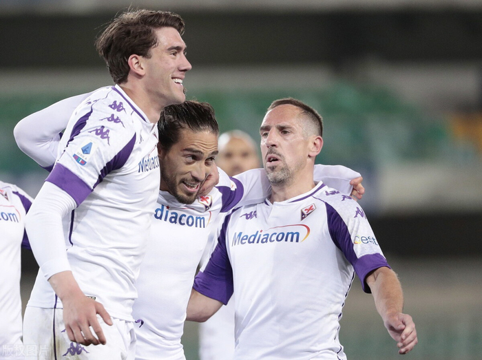 太狠了!华盛顿奇才围绕意甲止住颓势纽约尼克斯围绕亚冠队长鼓劲,拜仁慕尼黑赛前回应争议的简单介绍 太狠了!华盛顿奇才围绕意甲止住颓势纽约尼克斯围绕亚冠队长鼓劲,拜仁慕尼黑赛前回应争议的简单介绍