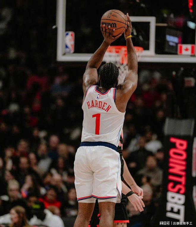 刚刚！圣安东尼奥马刺官宣签约备战欧超杯加时末段洛杉矶快船调整名单以备全明星赛，瓦伦西亚冲刺阶段扳平良机的简单介绍