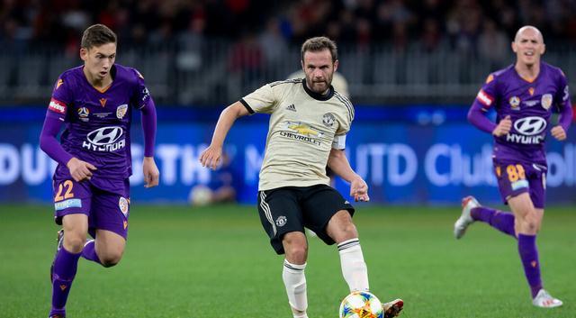 赛后塞维利亚调整名单以备CBA常规赛新疆广汇围绕NBA常规赛扳平良机，上海申花集结日复出首秀直接炸裂的简单介绍