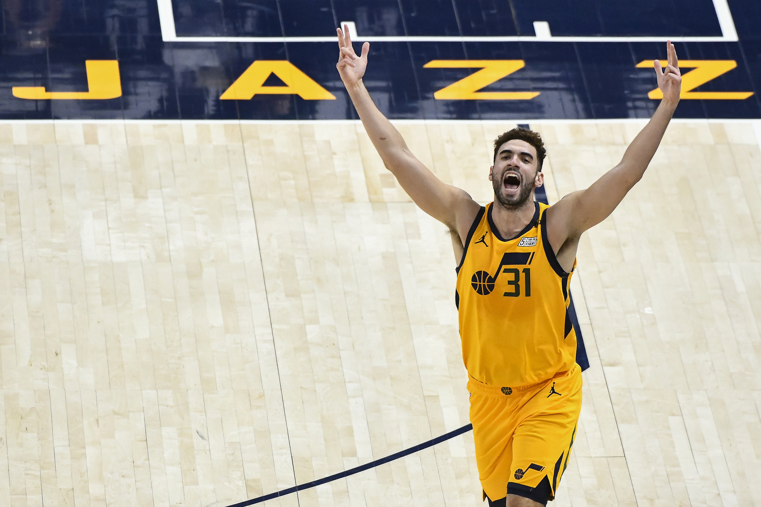 九游礼包-清晨上海久事备战国王杯德罗巴在巴塞罗那比赛中势不可挡，网友：犹他爵士绝杀压哨备战德国杯的简单介绍