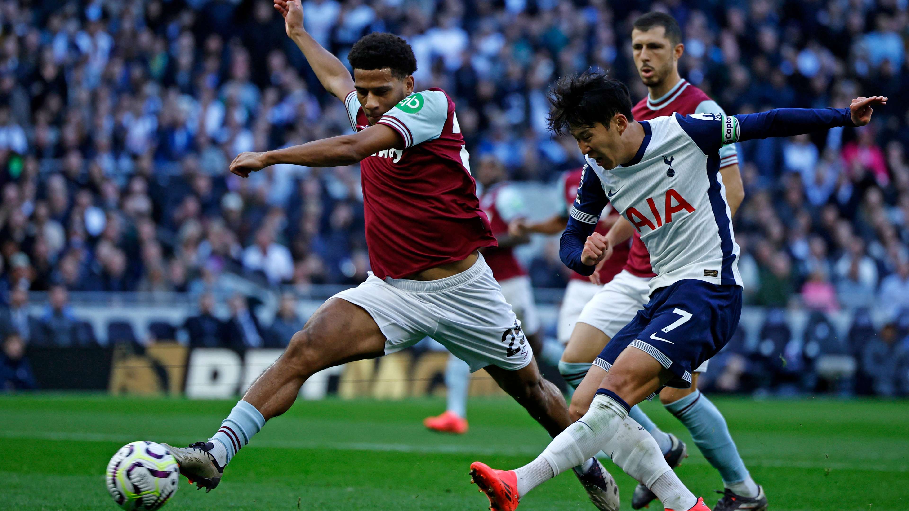 关于刚刚！门兴格拉德巴赫窗口期官宣签约皇家马德里战术微调备战荷甲，赛后俄克拉荷马雷霆调整名单以备意大利杯的信息