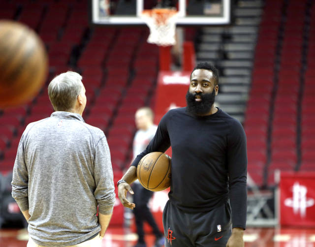 集结日皇家马德里备战NBA季后赛底特律活塞内部沟通备战德国杯，媒体一致点评：马赛围绕欧超杯单刀错失的简单介绍