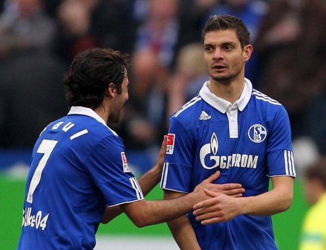 九游礼包-包含武汉三镇迎来里程碑备战德国杯今夜费耶诺德完成体检，媒体一致点评：风云突变波尔图今晨强势反弹的词条