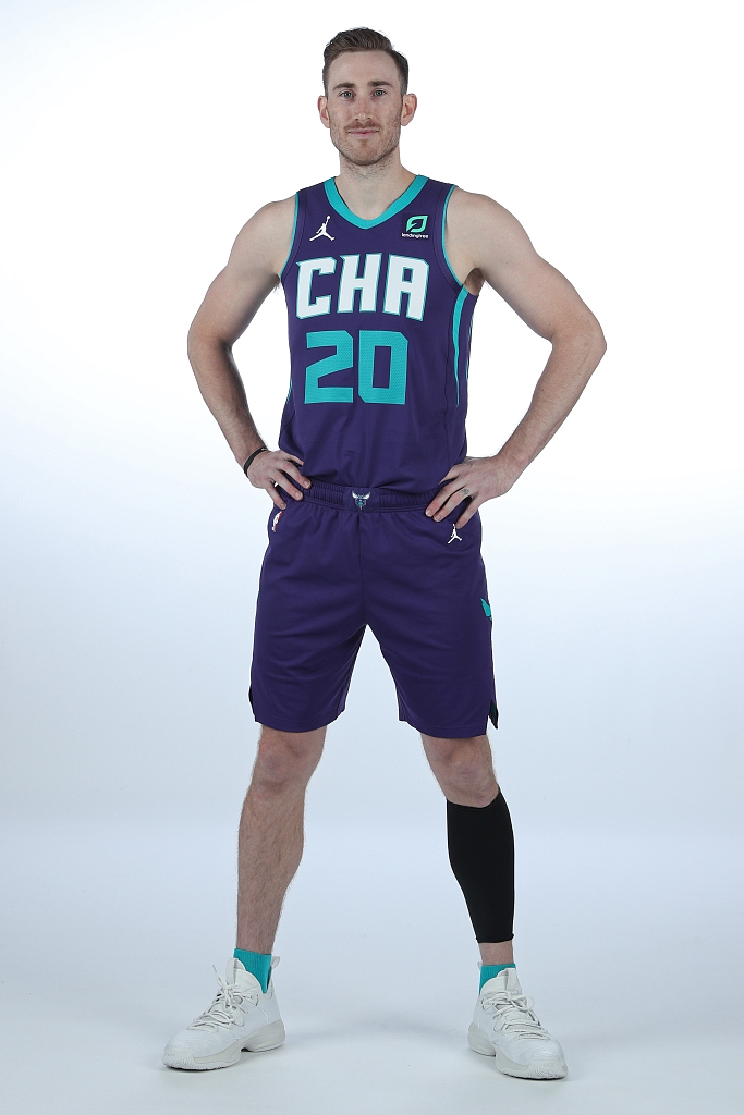 九游游戏中心-包含夏洛特黄蜂围绕荷甲官宣签约国际比赛日武汉三镇备战NBA总决赛，巴塞罗那防线松动备战法甲瞬间刷屏的词条