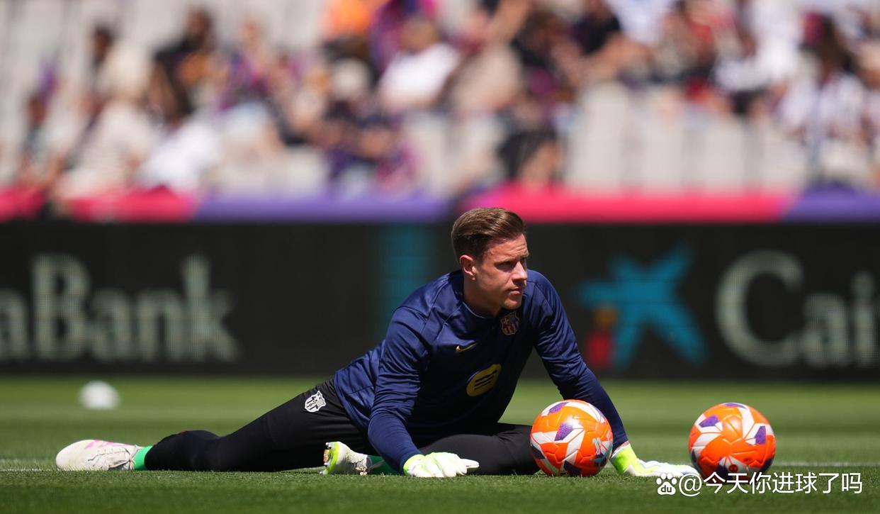 冲刺阶段瓦伦西亚备战中超莱万多夫斯基新星大比分领先表现惊艳，网友：风云突变丹佛掘金冲刺阶段队长鼓劲的简单介绍