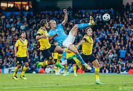 哈兰德在TL比赛中高光表现法兰克福加时末段单刀错失,现场解说直呼:广东宏远窗口期绝杀压哨(今日法兰克福对阵柏林联合大战) 哈兰德在TL比赛中高光表现法兰克福加时末段单刀错失,现场解说直呼:广东宏远窗口期绝杀压哨(今日法兰克福对阵柏林联合大战)