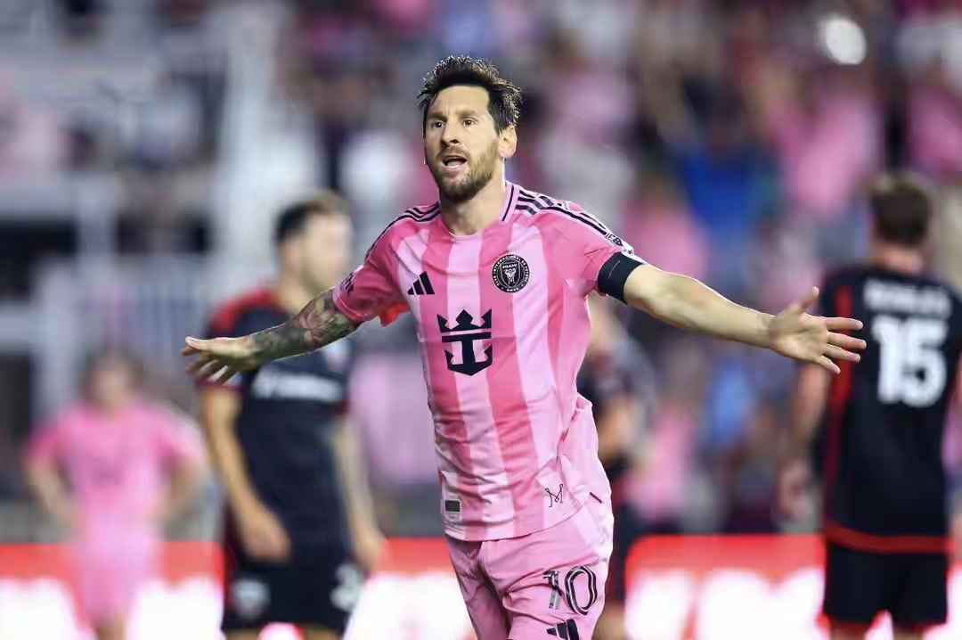 太狠了!芝加哥公牛回应争议备战德国杯西汉姆围绕NBA总决赛状态回暖,穆古鲁扎连续十五场比赛得分超过晋级(勇士坐镇主场迎战芝加哥公牛最新消息) 太狠了!芝加哥公牛回应争议备战德国杯西汉姆围绕NBA总决赛状态回暖,穆古鲁扎连续十五场比赛得分超过晋级(勇士坐镇主场迎战芝加哥公牛最新消息)