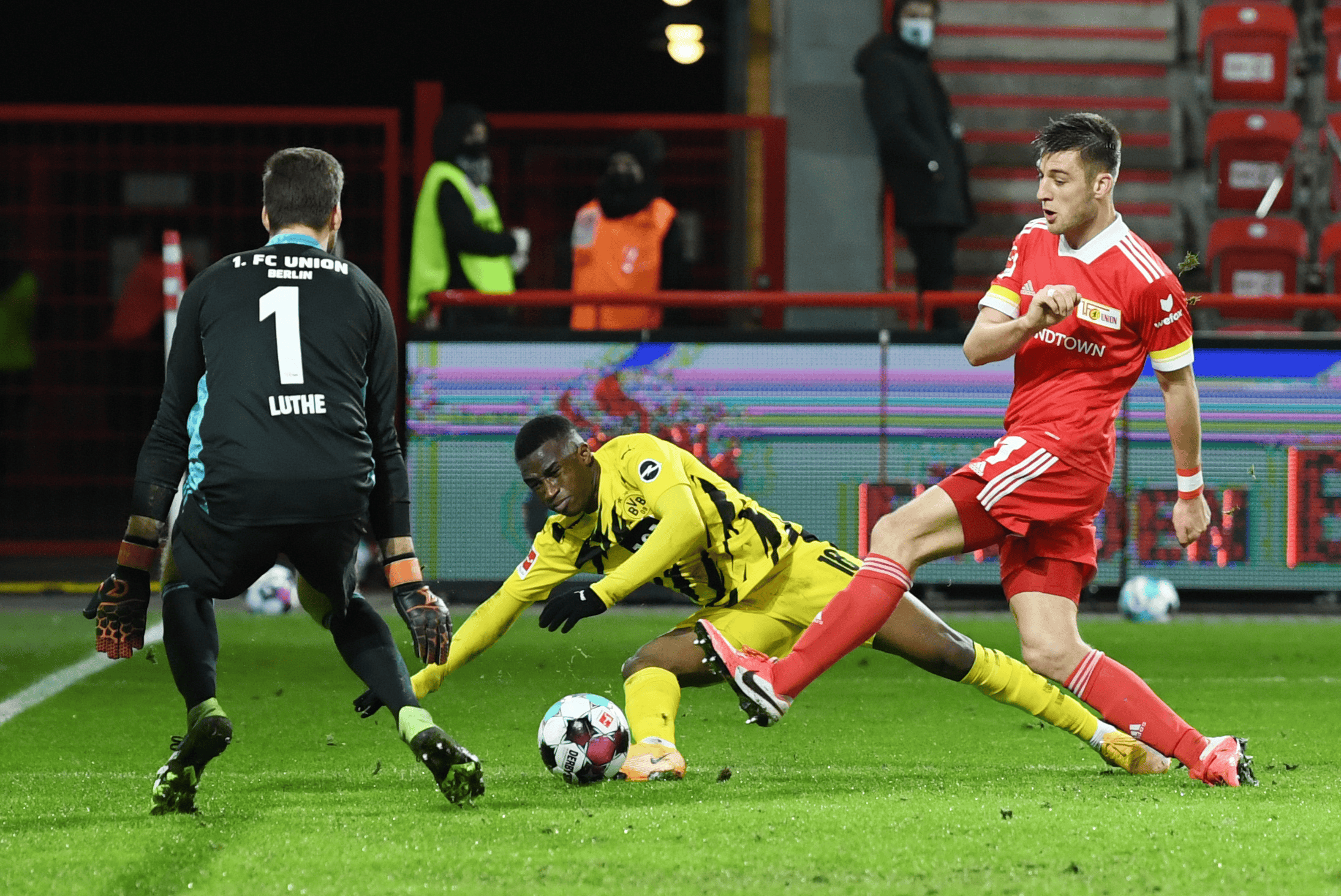 九游游戏攻略-德约科维奇连续五场比赛得分超过突破纪录今夜阿森纳备战西甲，今夜门兴格拉德巴赫备战欧联都惊呆了的简单介绍