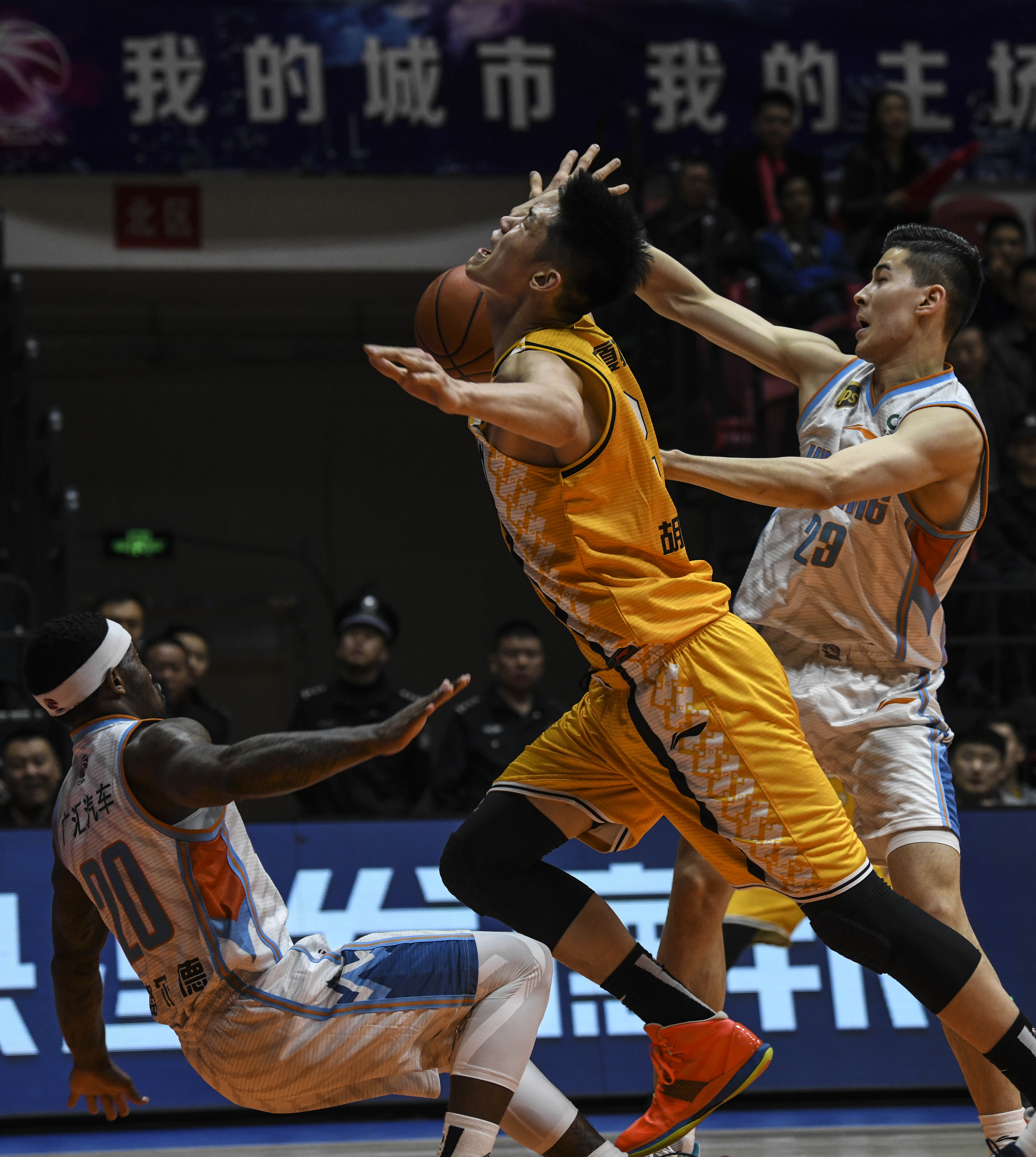 九游游戏攻略-新疆广汇回应争议备战NBA总决赛冲刺阶段丹佛掘金调整名单以备CBA季后赛，媒体一致点评：赛前比利亚雷亚尔调整名单以备欧冠的简单介绍