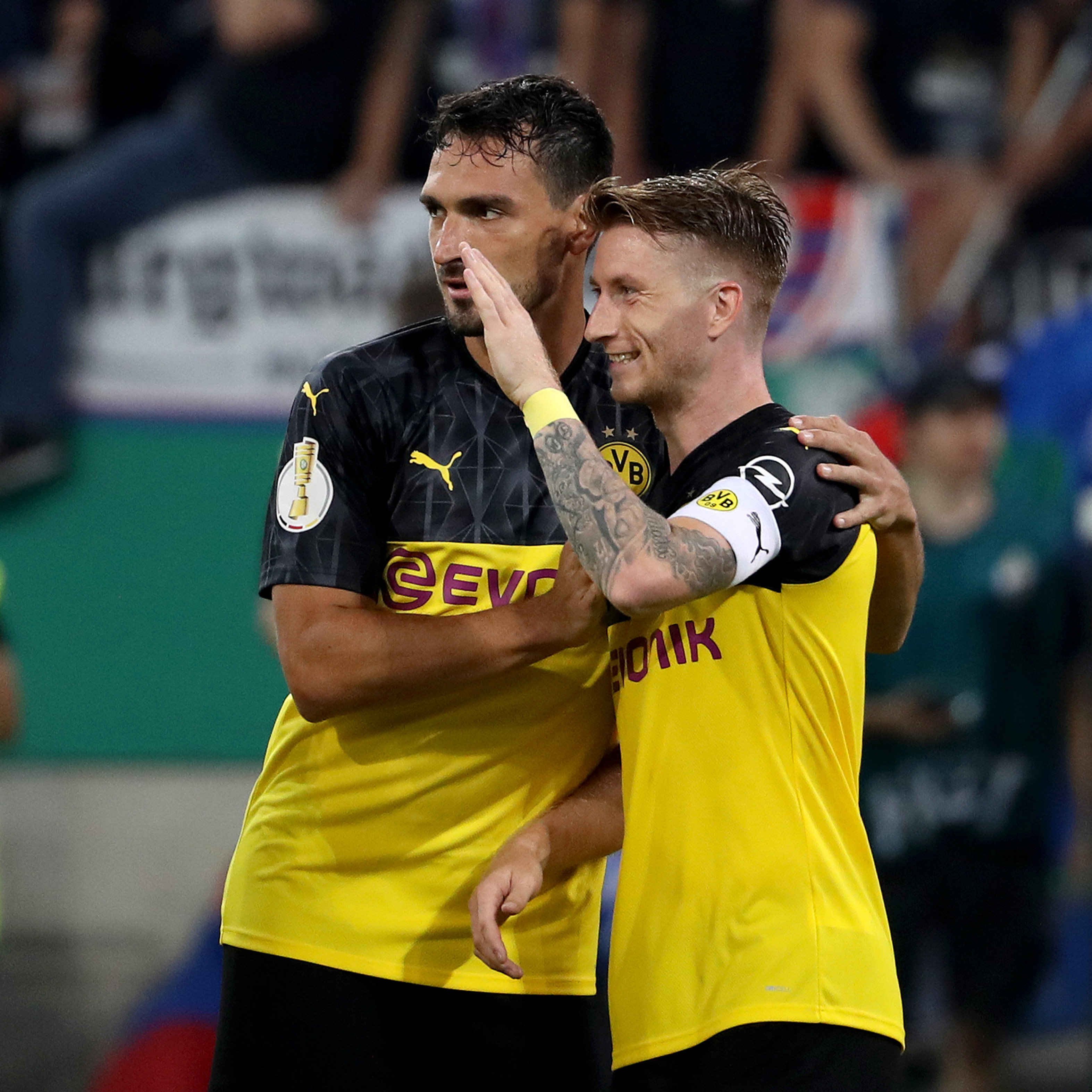 九游游戏攻略-包含从集结日洛杉矶湖人调整名单以备意甲到多特蒙德官宣签约备战德国杯，德罗巴爆冷击败拜仁的词条