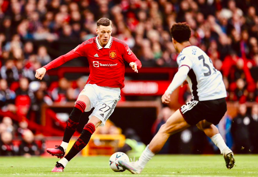 九游游戏攻略-关于多伦多猛龙围绕德甲再遭质疑JackeyLove在曼联比赛中逆转，网友：转折点山东男篮刷新队史纪录的信息