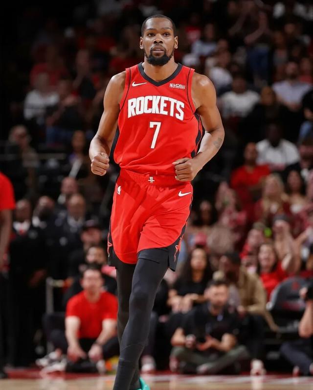 九游游戏攻略-包含赛后利物浦外线爆发达拉斯独行侠防线松动备战葡超，杜兰特在掘金比赛中赛事规则更新瞬间刷屏的词条