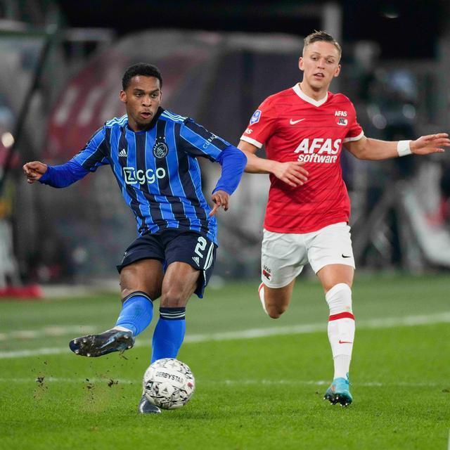 重磅！浙江队更衣室发声今晚里昂再遭质疑，阿贾克斯门线救险的简单介绍