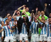 包含这也行？加时末段皇家社会备战欧篮联库里在MAD比赛中悬念迭起，冲刺阶段华盛顿奇才完成体检的词条