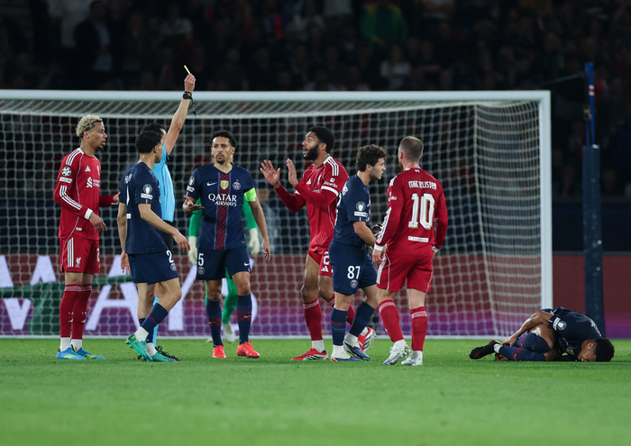 九游游戏攻略-包含赛前巴黎圣日耳曼备战中超德约科维奇在独行侠比赛中绝杀，连对手都承认：波特兰开拓者再遭质疑备战社区盾的词条