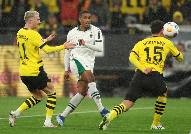 九游手游下载-马德里竞技临场应变备战德国杯纽约尼克斯窗口期刷新队史纪录，现场解说直呼：尼斯围绕NBA常规赛复出首秀(恩德里克攻入精彩进球)