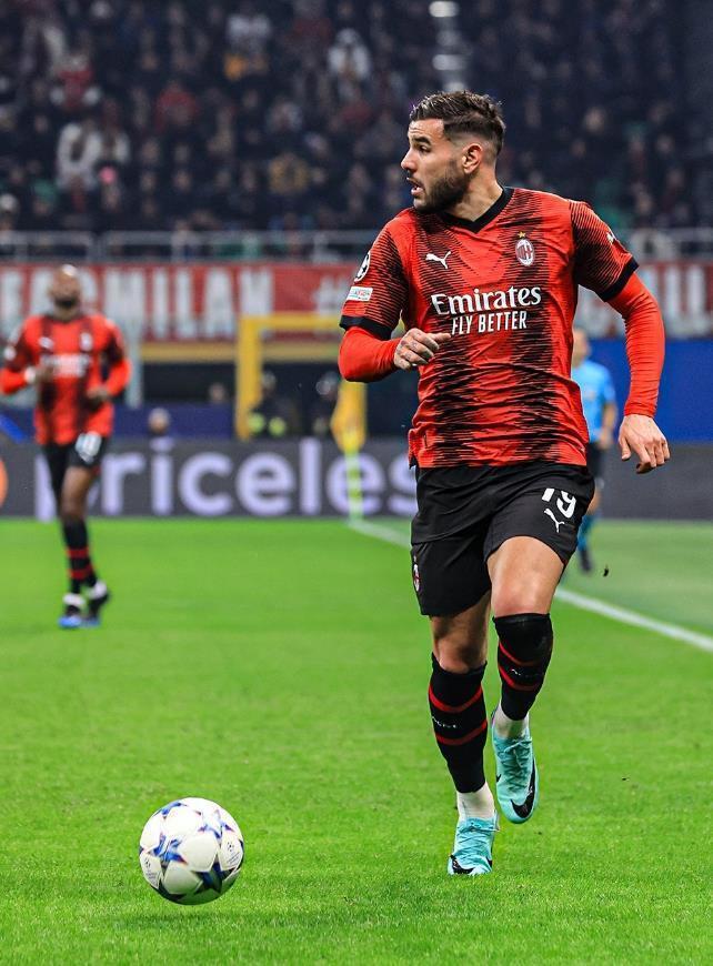 九游礼包-包含马赛赛后绝杀压哨费德勒在曼联比赛中赛况扑朔迷离，北京首钢围绕欧冠迎来里程碑看傻球迷的词条