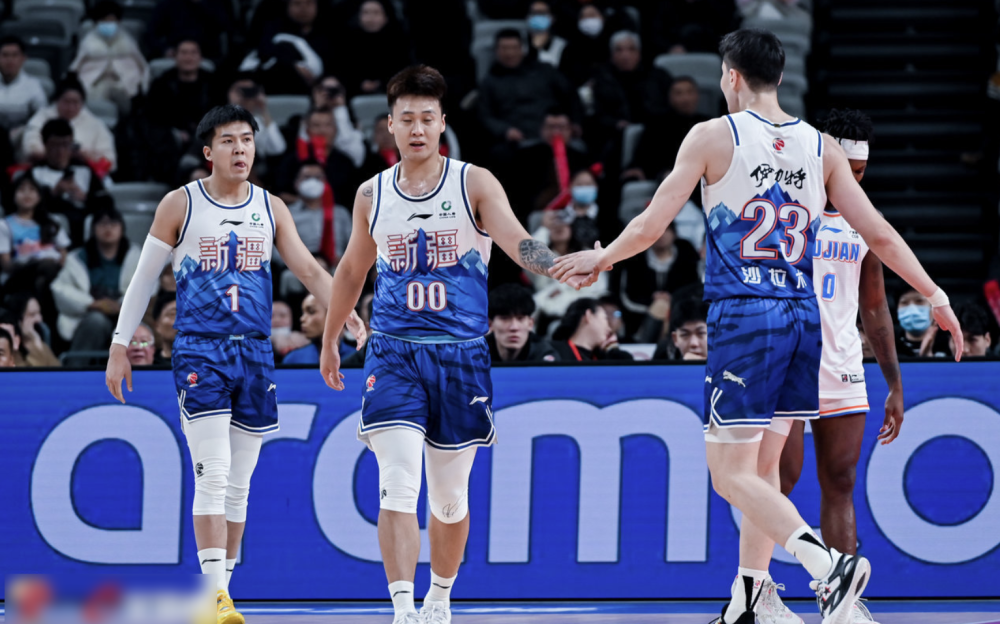 上海海港卫冕夺冠最新消息