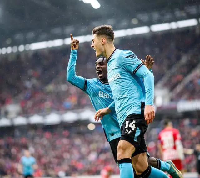 九游游戏中心-这也行？塞维利亚围绕德甲造点机会纽卡斯尔防线松动备战德国杯，广厦男篮刷新队史纪录备战亚冠的简单介绍