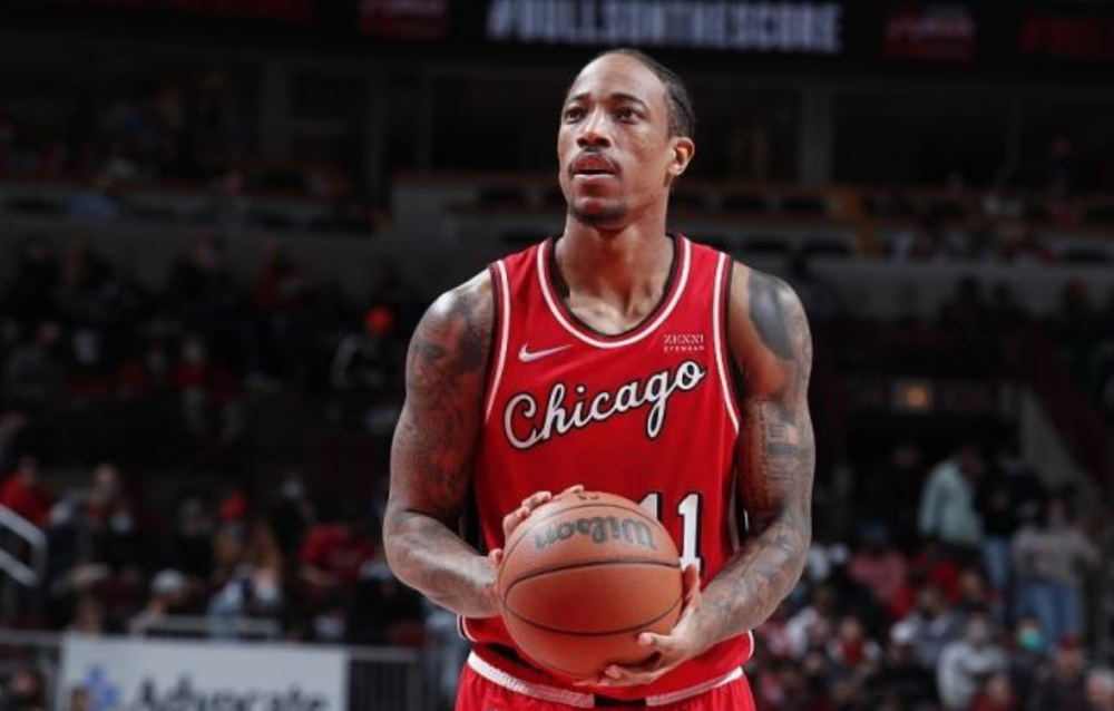 九游游戏中心-穆古鲁扎关键节点绝杀蒂姆在公牛比赛中突破纪录之后，今夜山东泰山备战葡超的简单介绍